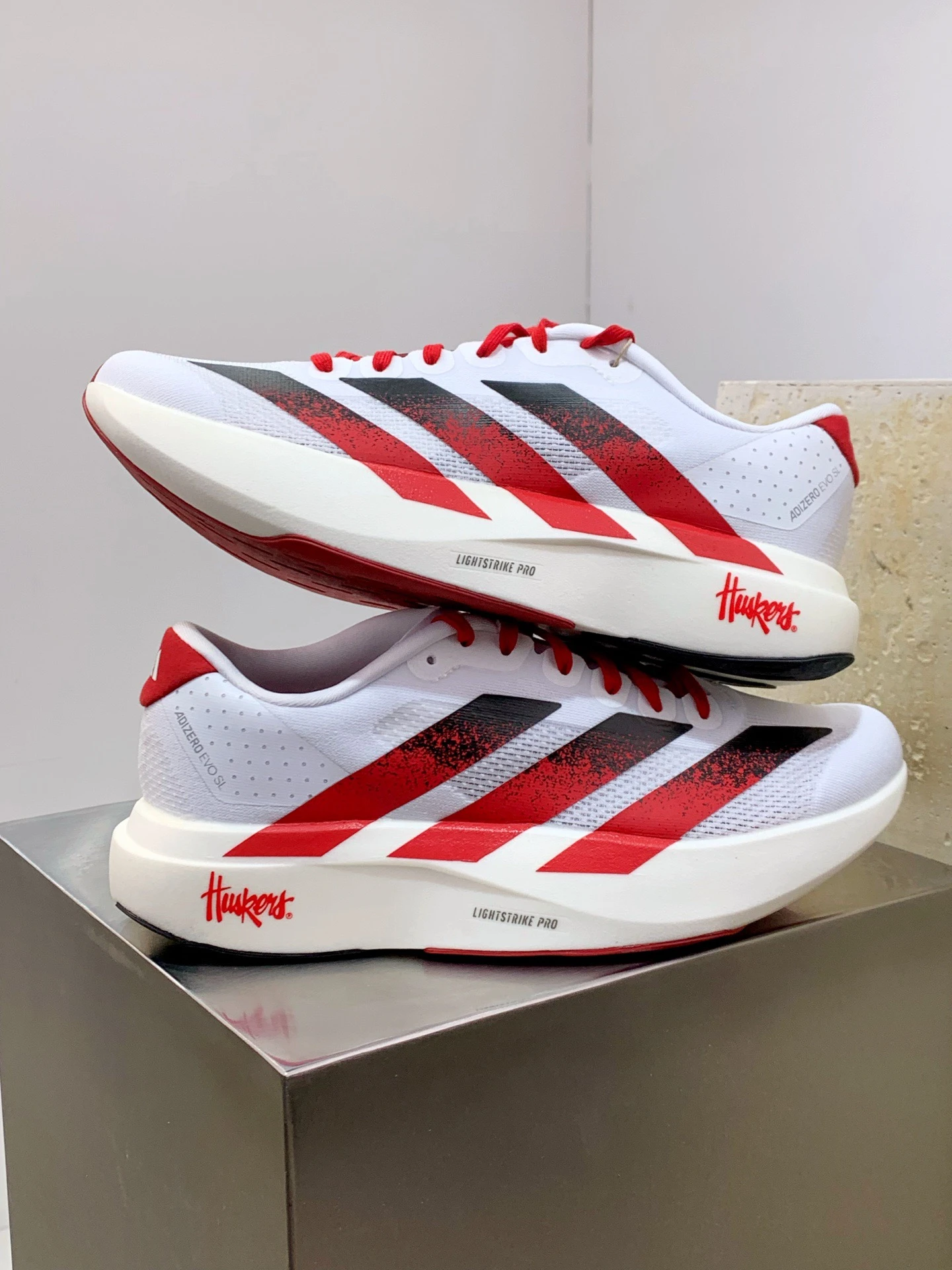 Addidas Adizero Evo SL M Ultra-Lightweight Breathable Cushioned Running Shoes