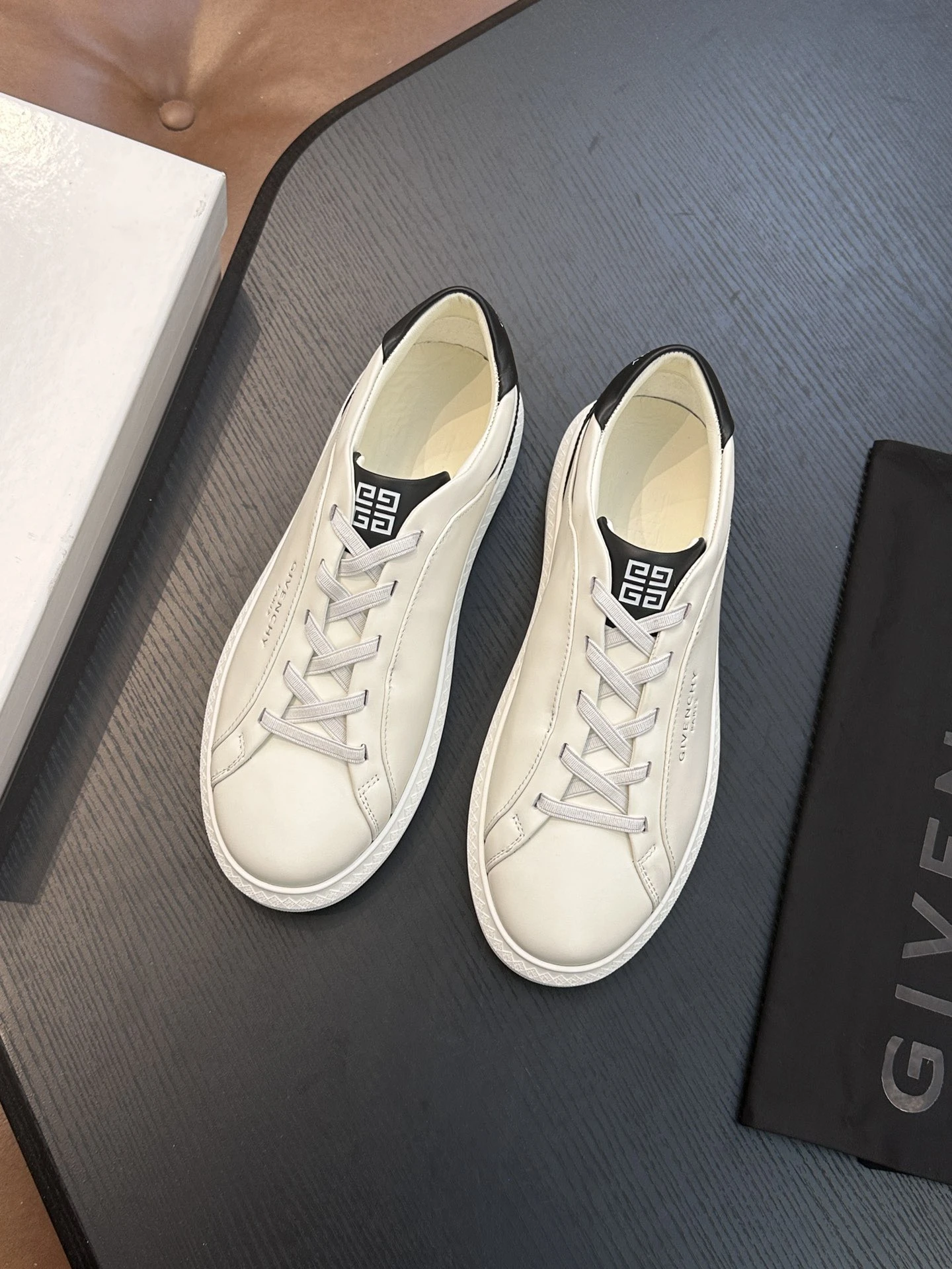 Givenchy's "Poster Style" low-top casual sneakers