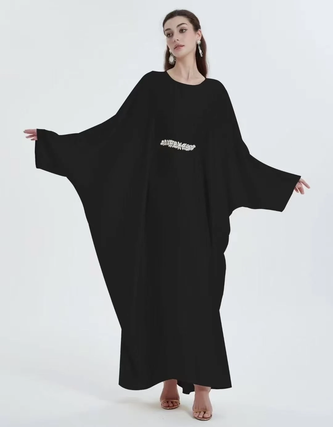 Elegant Flowing Kaftan Dress with Embellished Waist – Blush