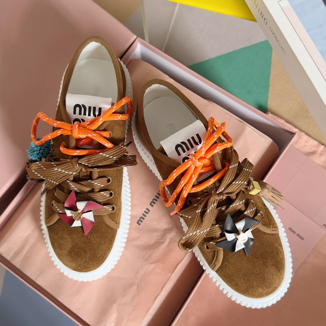 MiuMiu's latest Velcro canvas thick-soled biscuit sneakers