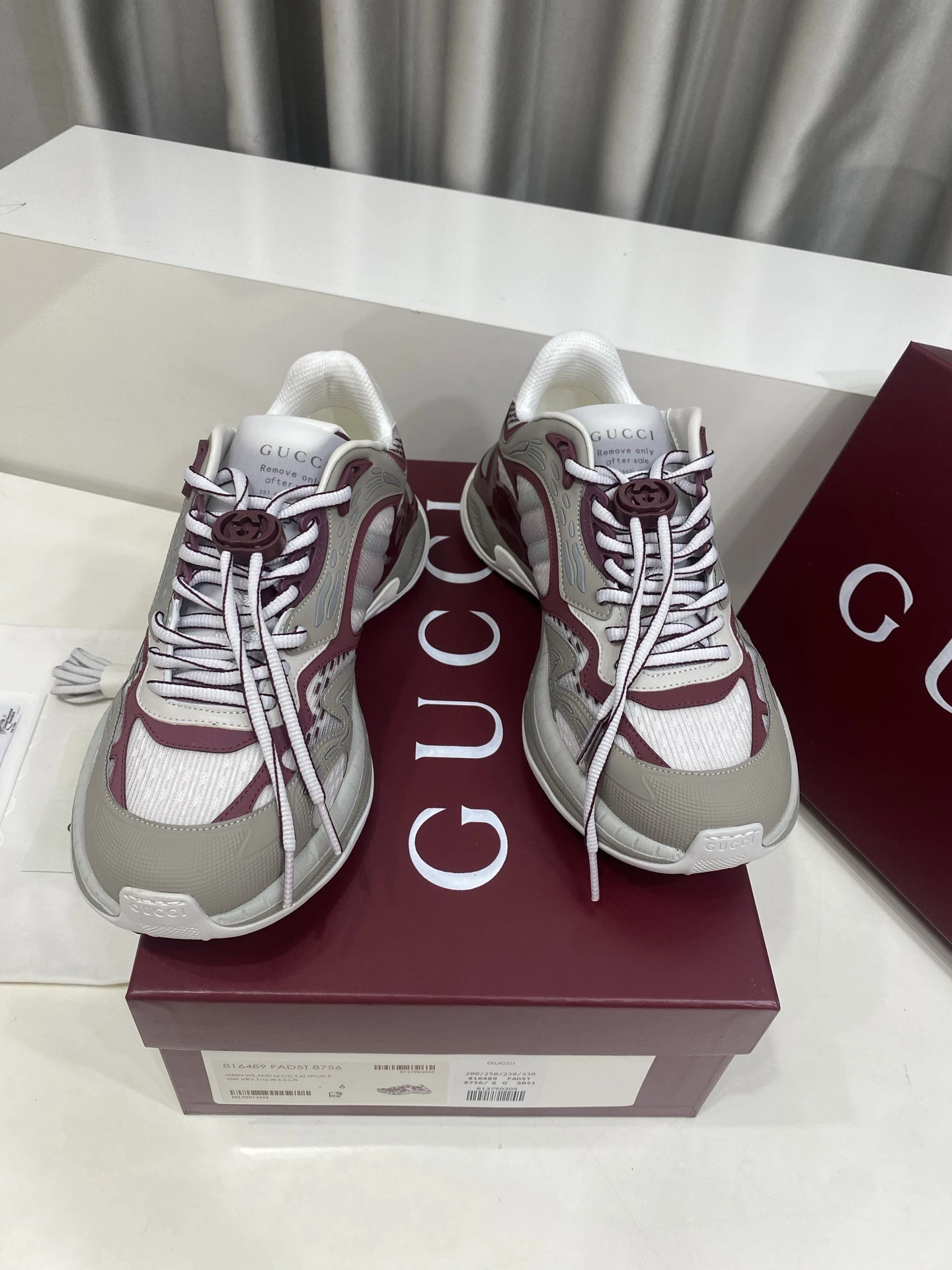 Gucci 25ss Hot New Style Couple's Retro Sneakers Dad Shoes