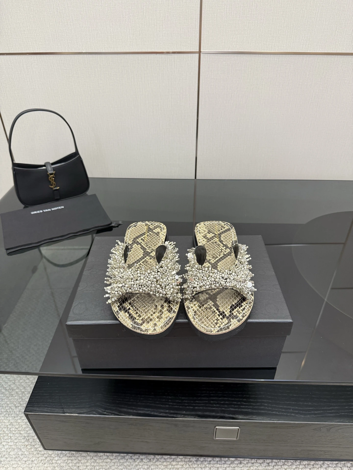 Dries Van Noten's new 25SS beaded women's shoes