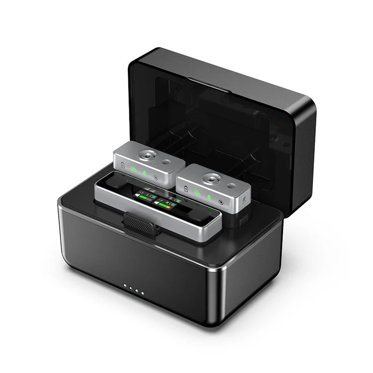 Ulanzi AM18 one-to-two wireless clip-on microphone for live video recording